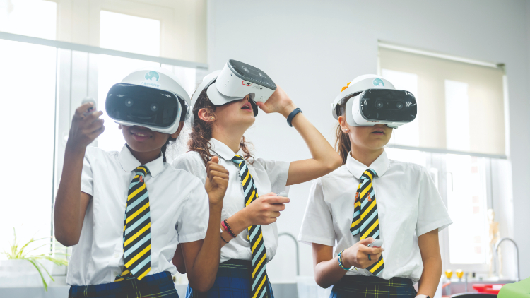 Here's how two Shanghai educators use VR in the classroom