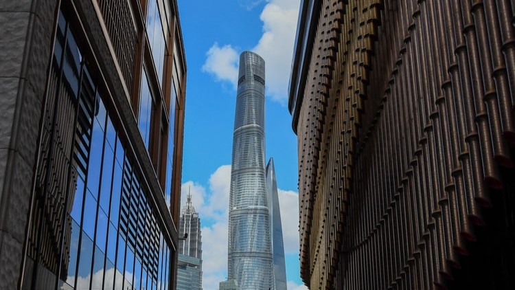 Shanghai Skyline Stroll